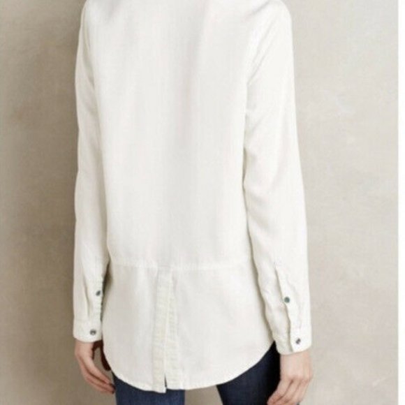 Anthro Tyla Holding Horses Chambray Cut Out Button - Picture 4 of 12